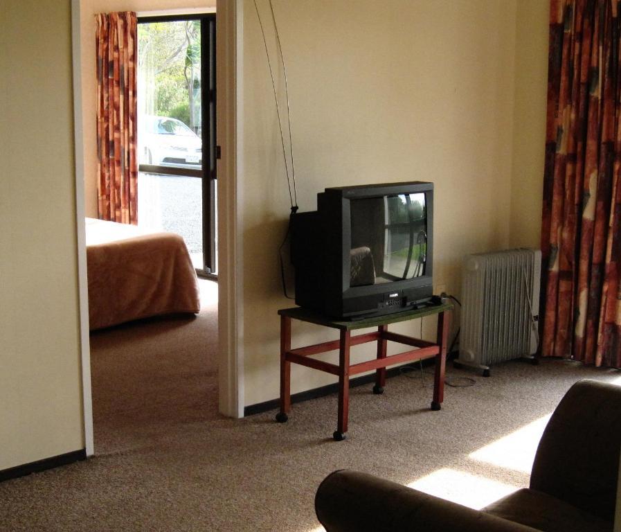 Opononi Hotel Cameră foto